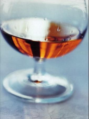 Historien om cognac, calvados og armagnac, fire nordmenn, heldige giftermål og verdens beste brennevinshus