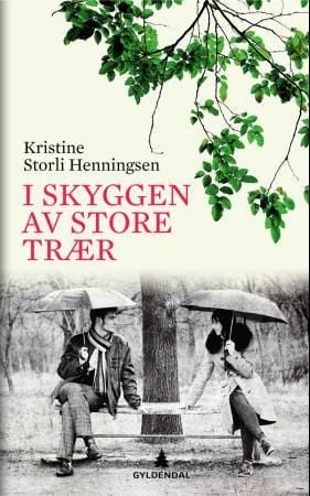 I skyggen av store trær