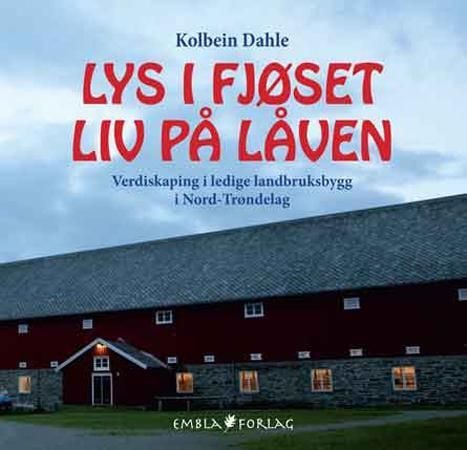 Lys i fjøset, liv på låven