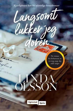 Langsomt lukker jeg døren